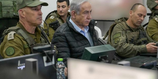 ראה"מ נתניהו בביקור בגבול לבנון. צילום: מעיין טואף/לע"מ