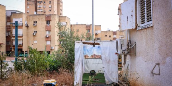 View of a Sukkah that was left from last year, in the northern Israeli city of Kiryat Shmona, October 15, 2024. Photo by David Cohen/Flash90 *** Local Caption *** עיר
קריית
שמונה
סוכה
שנה
שעברה
מפונים
מלחמה