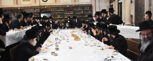 טיש לעלוב. צילום יהודה פרקוביץ (8)