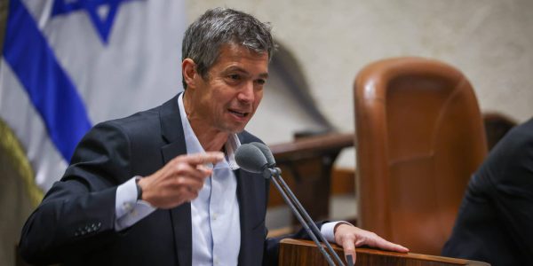 יועז הנדל. צילום: נועם מושקוביץ/דוברות הכנסת
