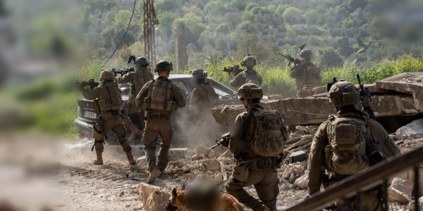 כוחות אוגדה 162 בדרום לבנון. צילום: דו"צ