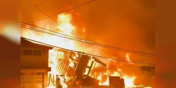 השריפה בקליפורניה. צילומסך