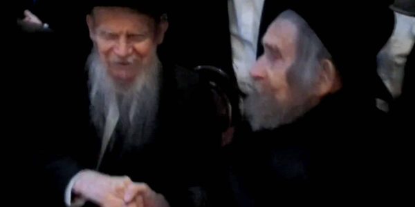 צילום: במחיצתו