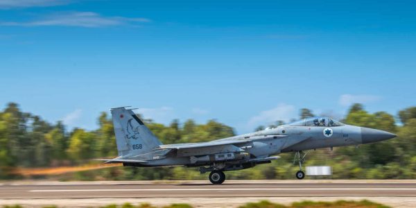 מטוסי קרב של חיל האוויר בדרך לתקיפה באיראן. צילום - דו''צ (4)