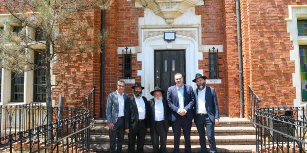 מיקי זוהר בכפר חב''ד. צילום מאיר אלפסי (8)