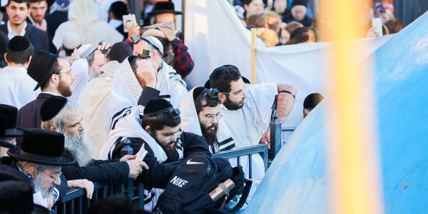 מירון לג בעומר תשפ''ג בזריחה ותפילת שחרית. צילום דב בער הכטמן (49)