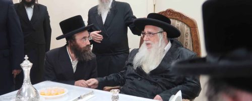 מעמד-הכתרת-הגאון-רבי-ישראל-פלדמן-שליטא-לדומוצ-קהילתינו-הק-בברכפלד-בברכת-הקודש-1