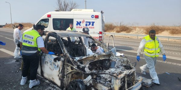 מתנדבי זק''א בפינוי גופות ביישובים שהותקפו על ידי חמאס בחרבות ברזל. צילום זק''א (12)