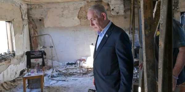 נתניהו בניר עוז. צילום: קובי גדעון לע"מ