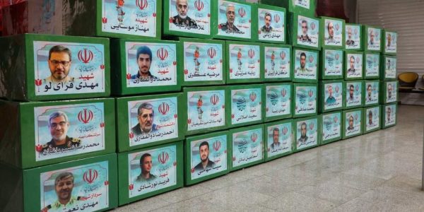 עם כלביא. באיראן קוברים את ההרוגים מהתקיפה הישראלית. צילום X (2)