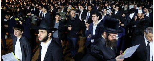 עצרת-תפילה-לשחרור-החטופים-על-ציון-החזון-איש.-צילום-יוסי-רוזנבוים-29