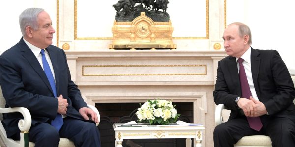 נשיא רוסיה ולדימיר פוטין נפגש עם רה"מ בנימין נתניהו. צילום: הקרמלין