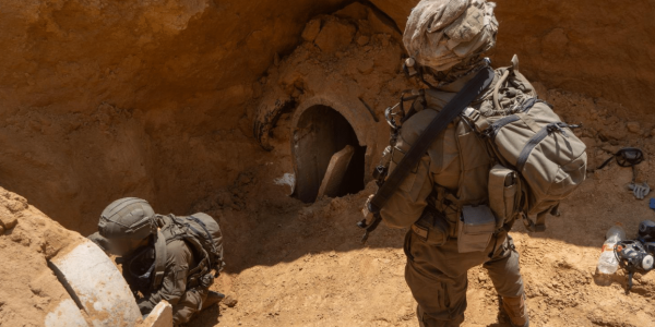 פתח המנהרה - צילום דובר צה"ל