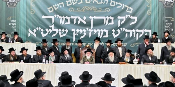 קבלת פנים לאדמו''ר מויז'ניץ. צילום - יהושע פרוכטר (33)
