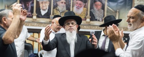 שמחת בית השואבה במעונו של הגר''י הללויה. צילום שרון אליאסי (37)