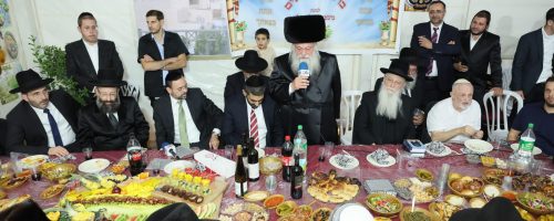 שמחת בית השואבה בסוכת השר מלכיאלי. צילום שלומי ויזאן (36)