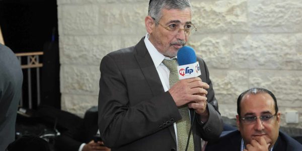 שמחת בית השואבה בסוכת השר מלכיאלי. צילום שלומי ויזאן (8)