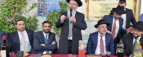 שמחת-בית-השואבה-בסוכת-מלכיאלי.-ללא-קרדיט-15