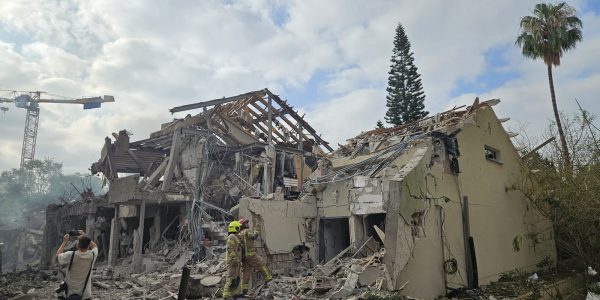 זירת הנפילה במרכז. צילום: כב"ה