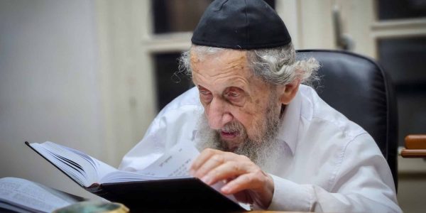 מרן ראש הישיבה הגר"ד לנדו. באדיבות המצלם