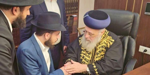 אברהם מלול אצל הרב יצחק יוסף